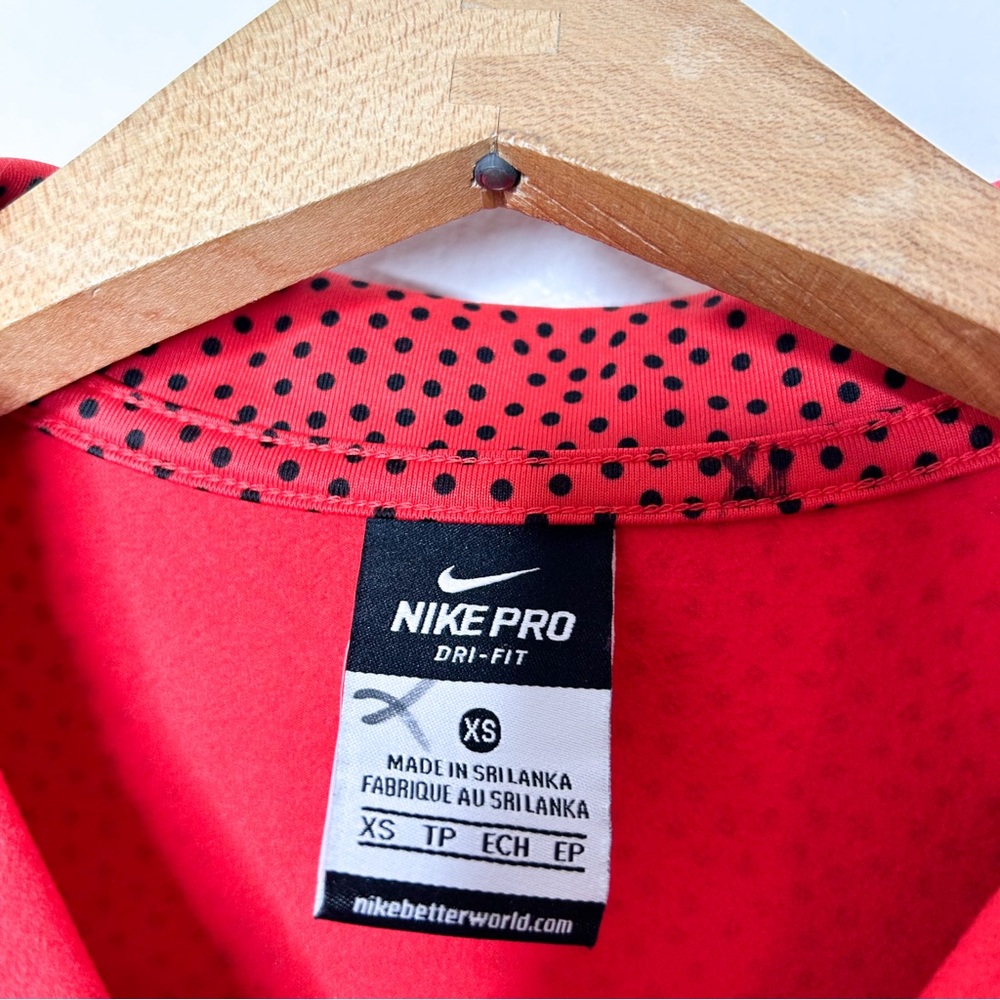 Nike Pro Dri Fit Womens Red Polka Dot Athletic Workout Pullover Sweatshirt‎ XS - Picture 4 of 8